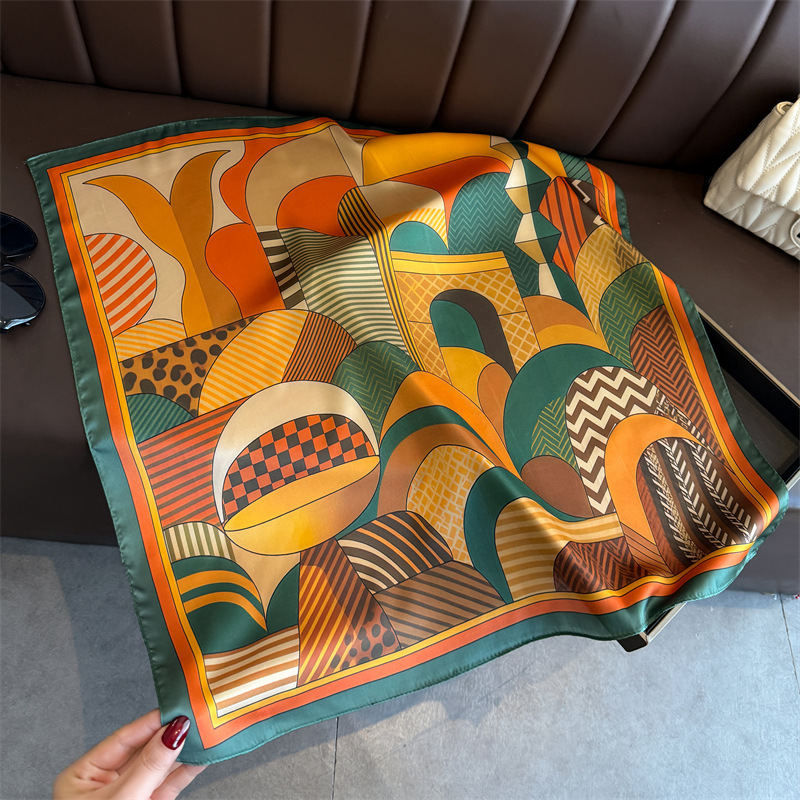 2026 Nuova Geometria Stampa Sc - Face Scarf Mask recensione e prezzo